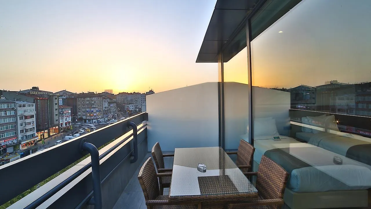 Ramada By Wyndham Istanbul Old City Hotel