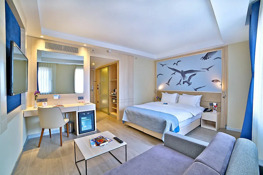 Hotel Ramada By Wyndham Istanbul Old City