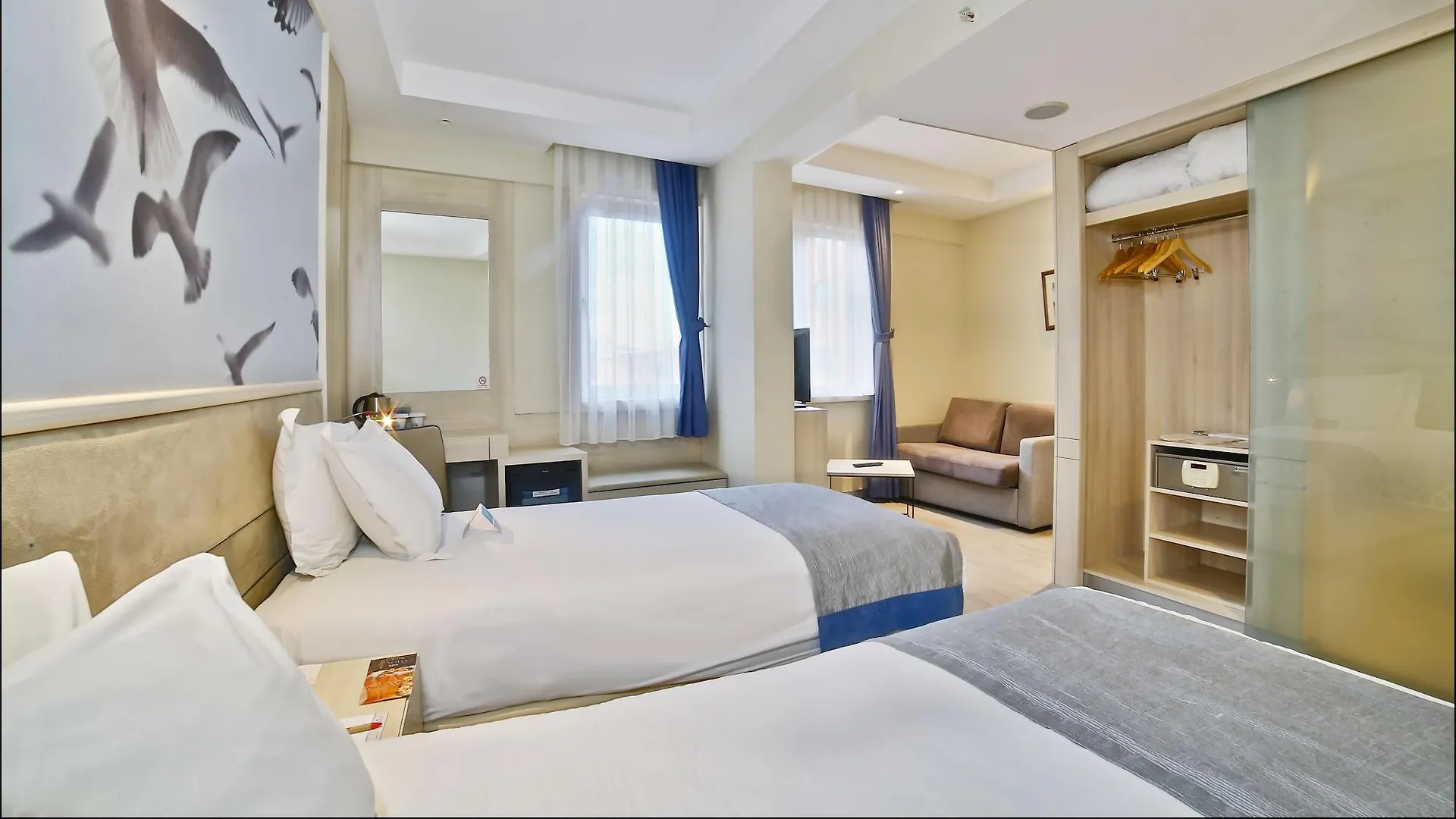 Ramada By Wyndham Istanbul Old City Hotel