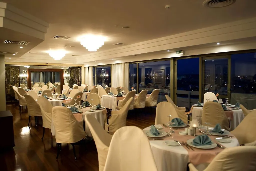 Hotel Ramada By Wyndham Istanbul Old City